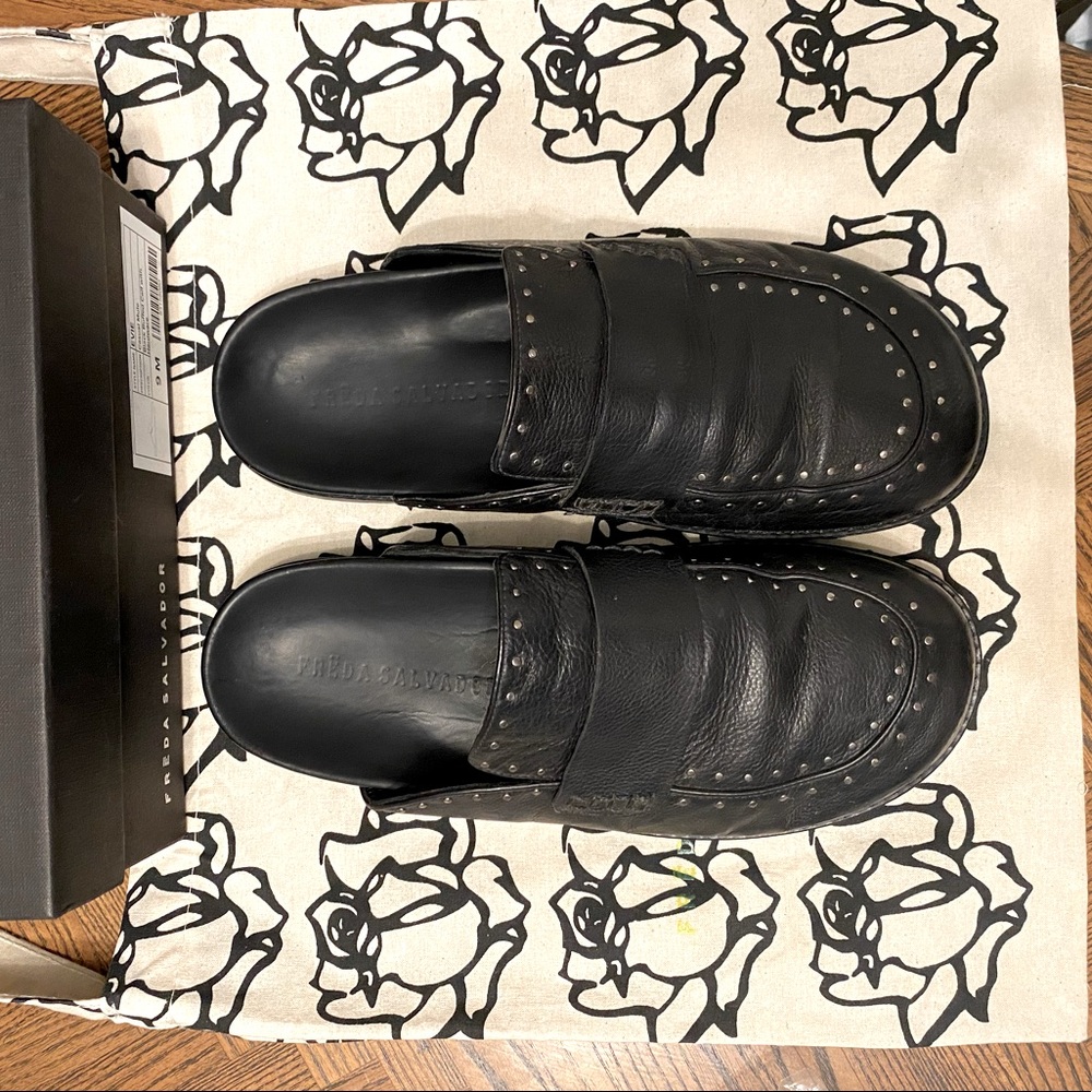 Evie Mule Size 9